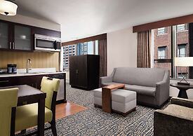 Homewood Suites by Hilton Chicago Downtown/Magnificent Mile