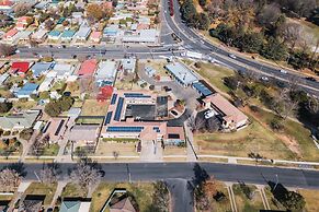 West End Motor Lodge