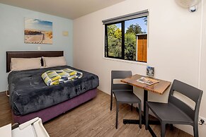 Hot Water Beach TOP 10 Holiday Park