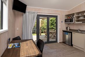 Hot Water Beach TOP 10 Holiday Park