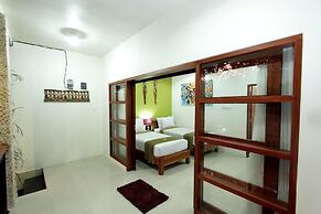 Maha Residence Guest House