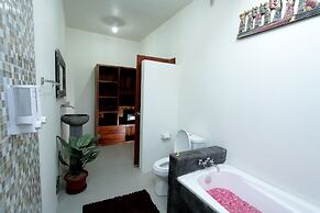 Maha Residence Guest House