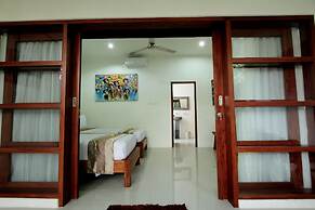 Maha Residence Guest House