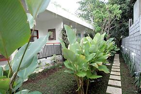 Maha Residence Guest House