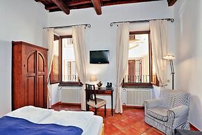 PALAZZO OLIVIA - RESIDENZA LEUTARI