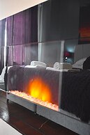 Stonehenge Inn & Shepherds Huts