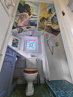 Stonehenge Inn & Shepherds Huts