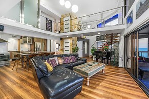 Burleigh Esplanade Apartments