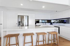 Burleigh Esplanade Apartments