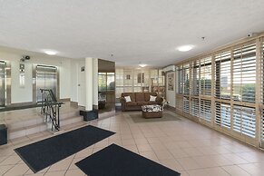 Burleigh Esplanade Apartments