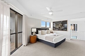 Burleigh Esplanade Apartments