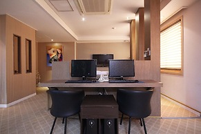 Apsan Business Hotel