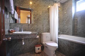 Hong Thien Ruby Hotel