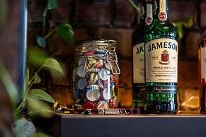 PubLove @ The Steam Engine - Hostel