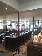 PubLove @ The Crown, Battersea - Hostel