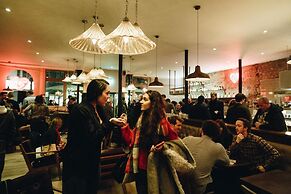 PubLove @ The Crown, Battersea - Hostel