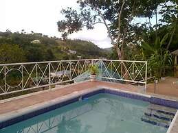 Treasure's Comfort Inn