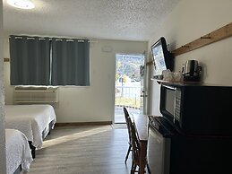 Empire Motel