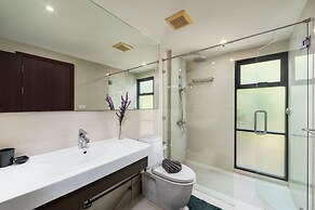 The Title Condo by TropicLook