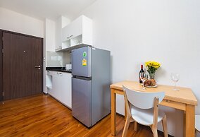 The Title Condo by TropicLook