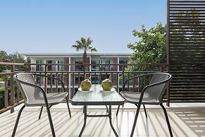 The Title Condo by TropicLook