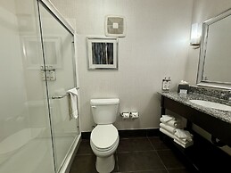Holiday Inn Carlsbad by IHG