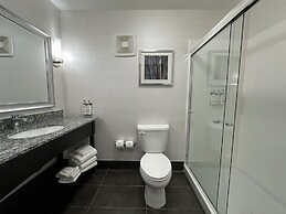 Holiday Inn Carlsbad by IHG