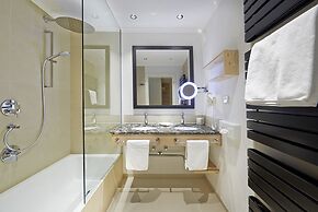 Amerika-Holzer Hotel Resort