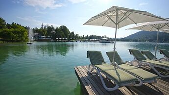 Amerika-Holzer Hotel Resort