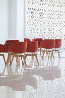 King Evelthon Beach Hotel & Resort