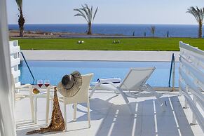 King Evelthon Beach Hotel & Resort