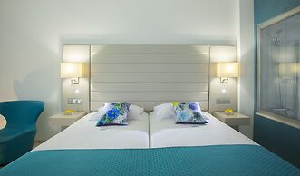 King Evelthon Beach Hotel & Resort