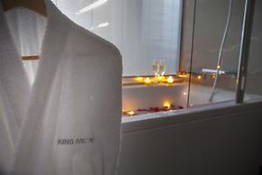 King Evelthon Beach Hotel & Resort