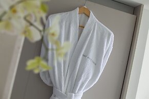 King Evelthon Beach Hotel & Resort