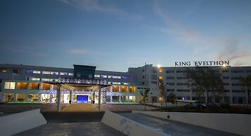 King Evelthon Beach Hotel & Resort