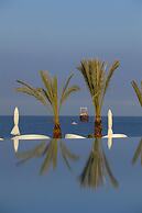 King Evelthon Beach Hotel & Resort