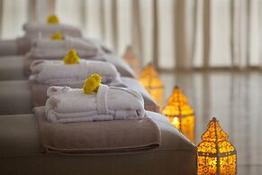 King Evelthon Beach Hotel & Resort