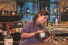 Embassy Suites by Hilton Tuscaloosa Alabama Downtown