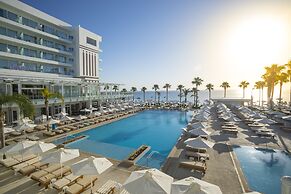 Constantinos The Great Beach Hotel