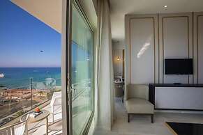 Constantinos The Great Beach Hotel