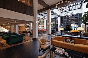 Hotel Figueroa, an Unbound Collection by Hyatt