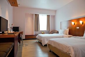 Parkcity Everly Hotel