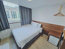 Ekonomy Hotel Myeongdong premier