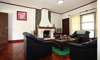 Vansana Plain of Jars Hotel