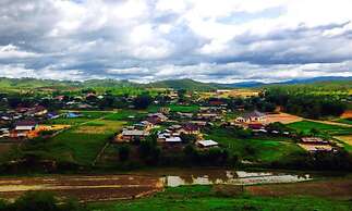 Vansana Plain of Jars Hotel