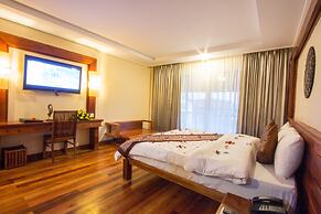 Royal Empire Premium