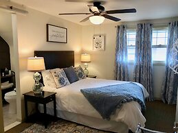 The Little Italy of Niagara Falls Bed & Breakfast