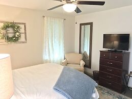 The Little Italy of Niagara Falls Bed & Breakfast