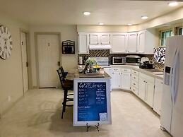 The Little Italy of Niagara Falls Bed & Breakfast