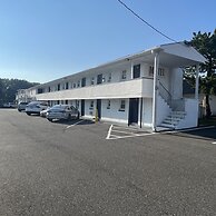 Budget Inn Motel Suites